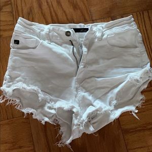kancan white jean shorts